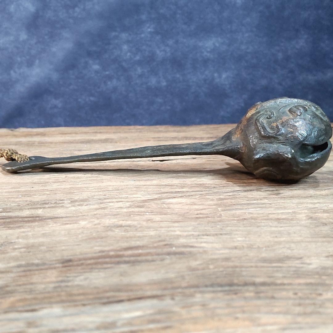 古鈴～鰐口？と3点セットです。 江戸時代 鰐口 梵音具 金鼓 唐草