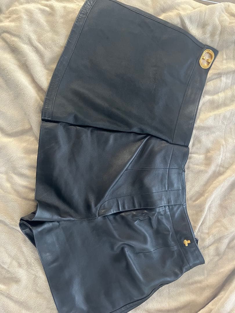 Dロゴバックル　スコート