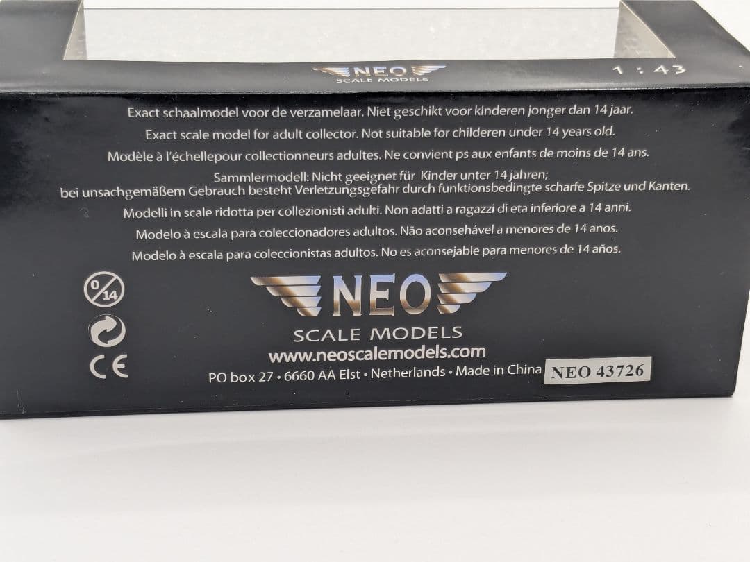 NEO　ネオ　ミニカー 1/43 Cadillac Seville