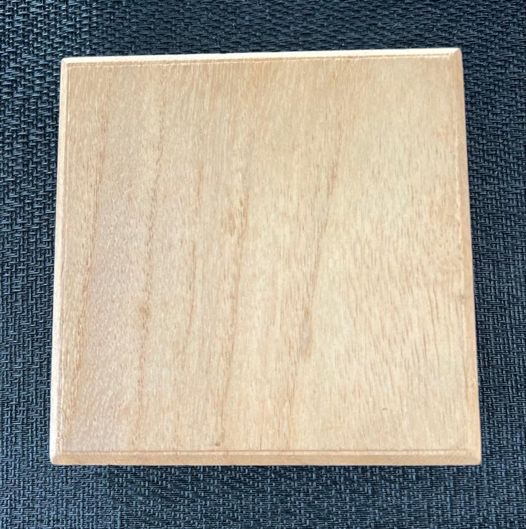 刀装具 刀鍔 蛙文様 鉃地 年代物 無銘 箱付き アンティーク