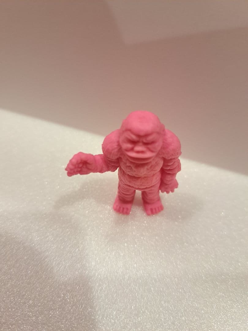 ガ*ビ様 「ウルトラQ」怪獣消しゴム「M1号」