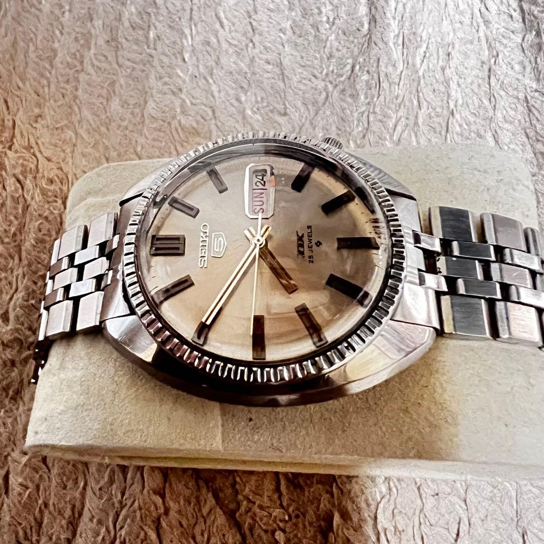 希少 美品稼働 ビンテージ時計6106-8141精工舎刻印あり - メルカリ