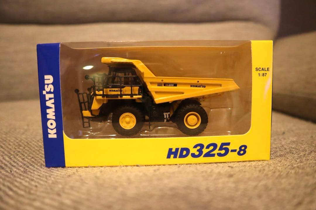 コマツミニカーセット11種　KOMATSUミニカー セット (非売品新品未開封)