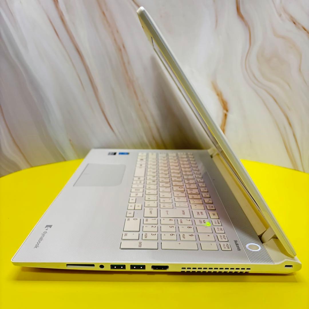 無線マウス付！】dynabook大画面 Win11 DVD搭載 大容量1TB