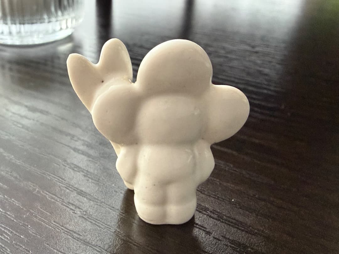 2026年のルイ・ヴィトンのガレット・デ・ロアの”ヴィヴィエンヌ”フェーヴ