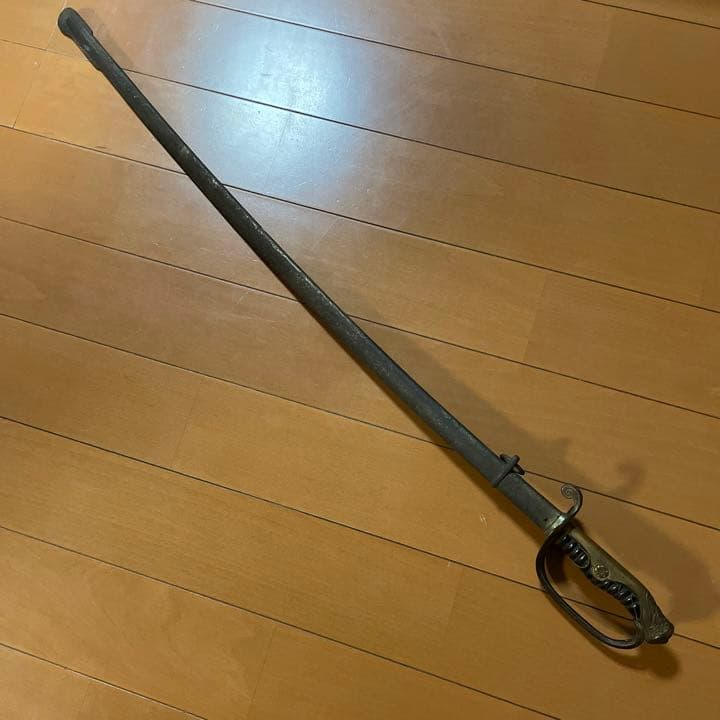 指揮刀、軍刀、刀、拵、サーベル、模造刀、骨董品、鍔、刀装具　匿名配送　即購入可