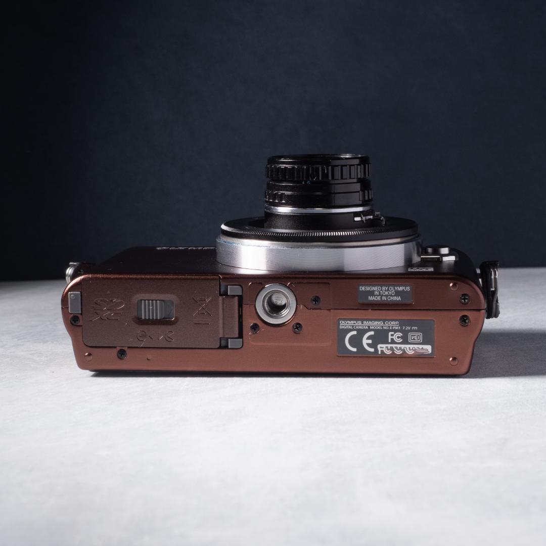 写ルンです感覚のコンデジ】OLYMPUS PEN E-PM1 24mm