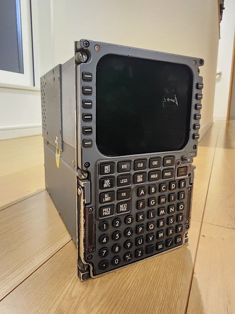 【希少 実物部品】ボーイング B737-300 MCDU 航空機コックピット部品 希少 実物部品】ボーイング B737-300 MCDU 航空機コックピット部品