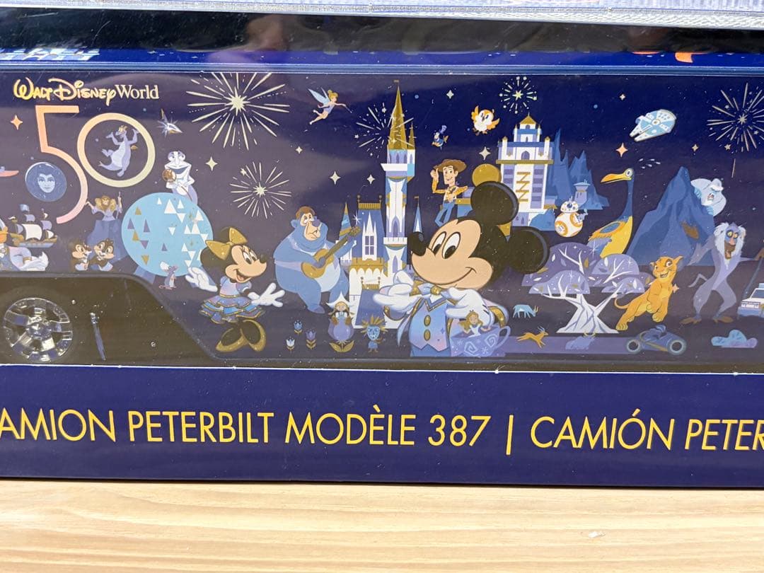 ディズニーワールド 50周年記念 トラック ディズニー