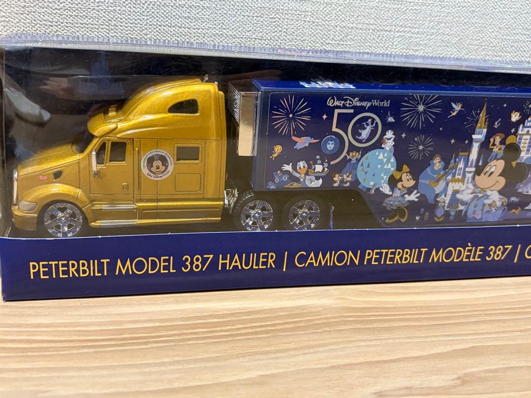 ディズニーワールド 50周年記念 トラック ディズニー