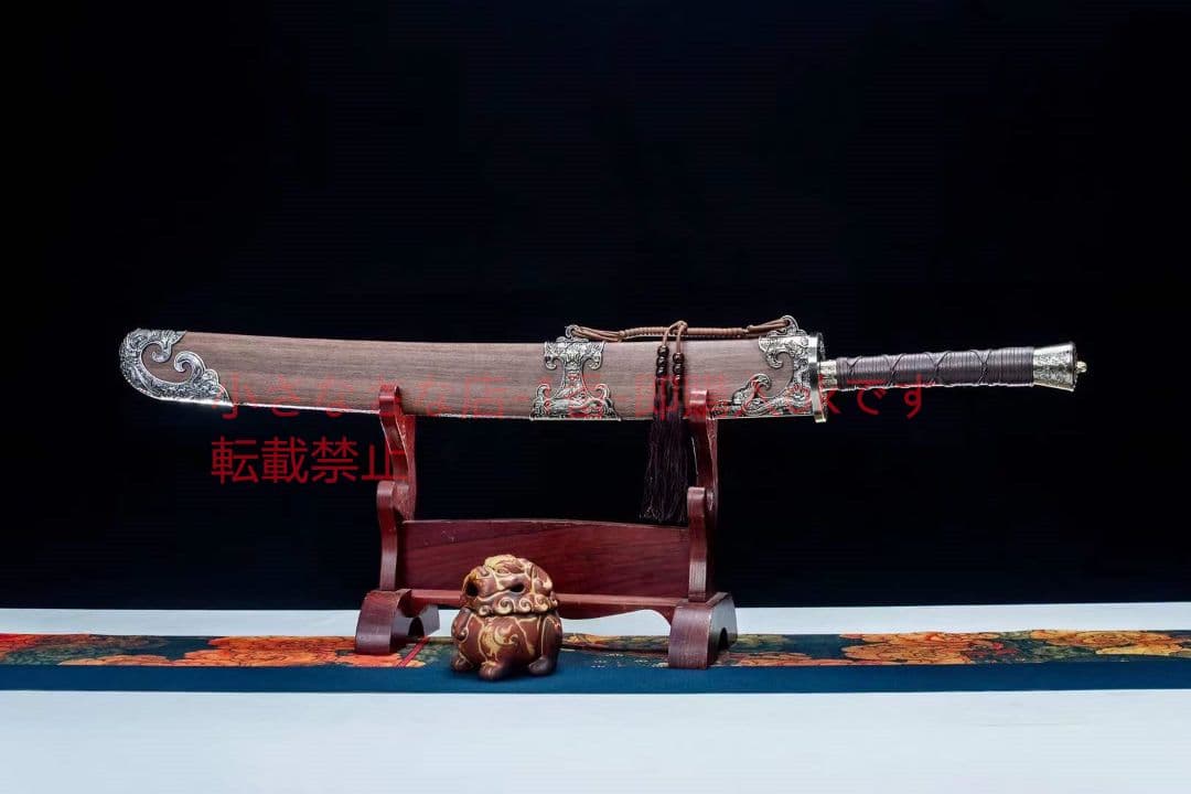 牛尾刀に勝る 古兵器 武具 刀装具 日本刀 模造刀 居合刀
