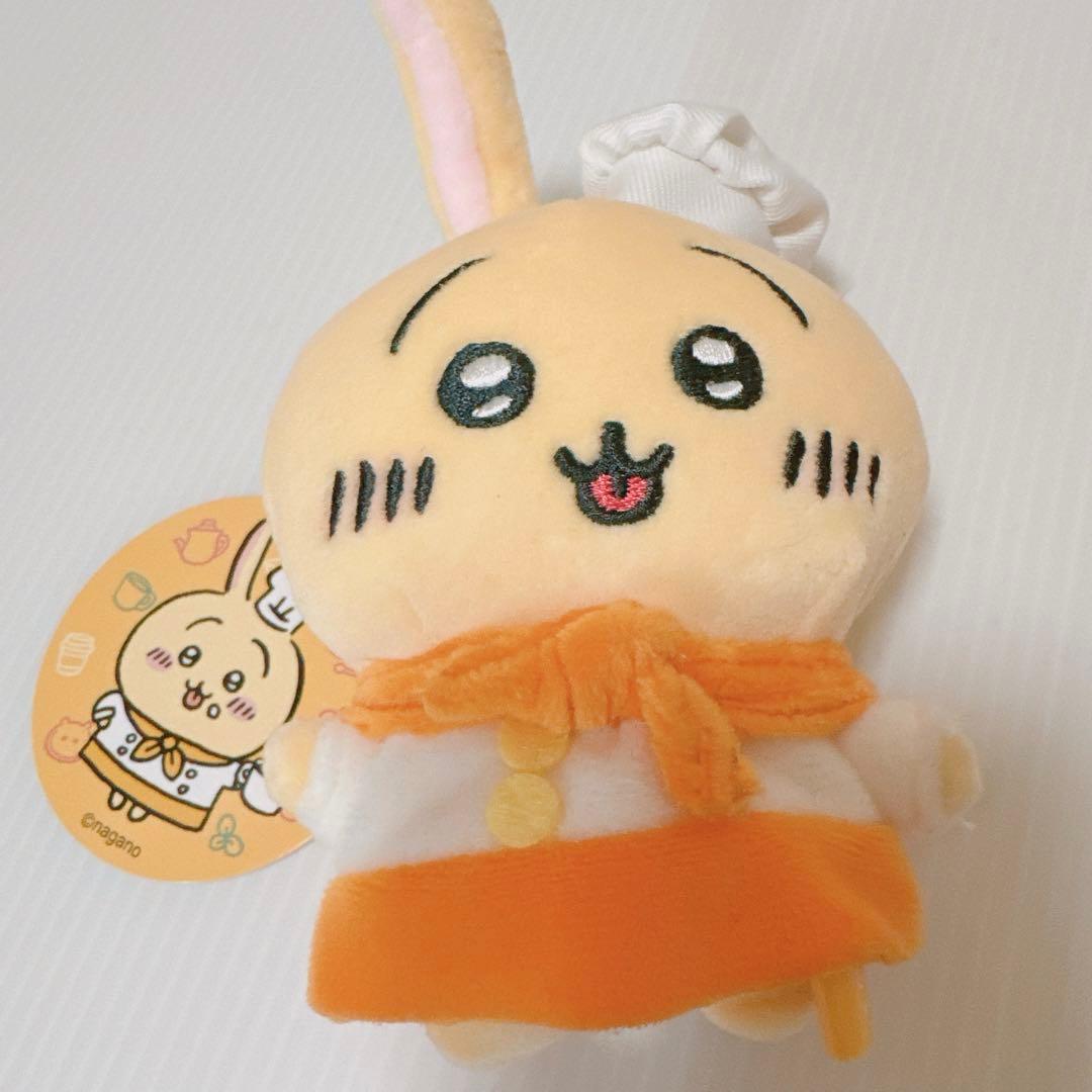 ちいかわカフェのコックさんマスコットうさぎ