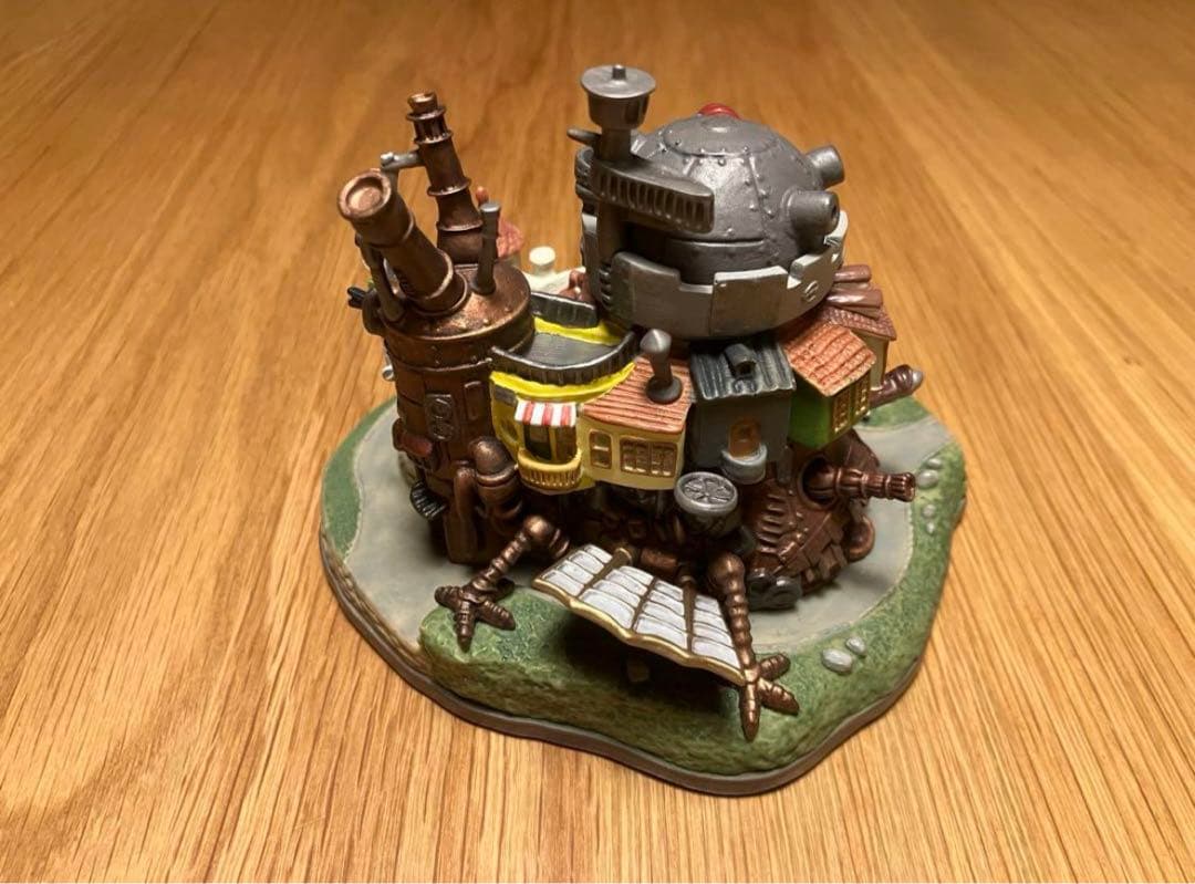 ジブリパーク限定 ハウルの動く城 ジオラマフィギュア - メルカリ