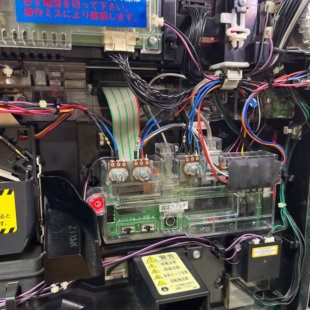 緑ドンVIVA2 コイン不要機付 5号機