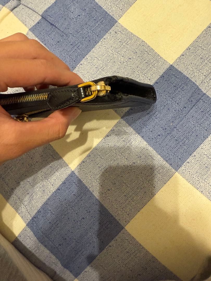 PRADA マルチケース