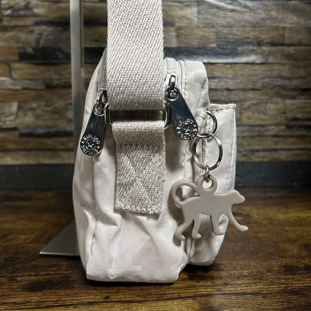Kipling（キプリング）ABANU M クロスボディバッグ　美品