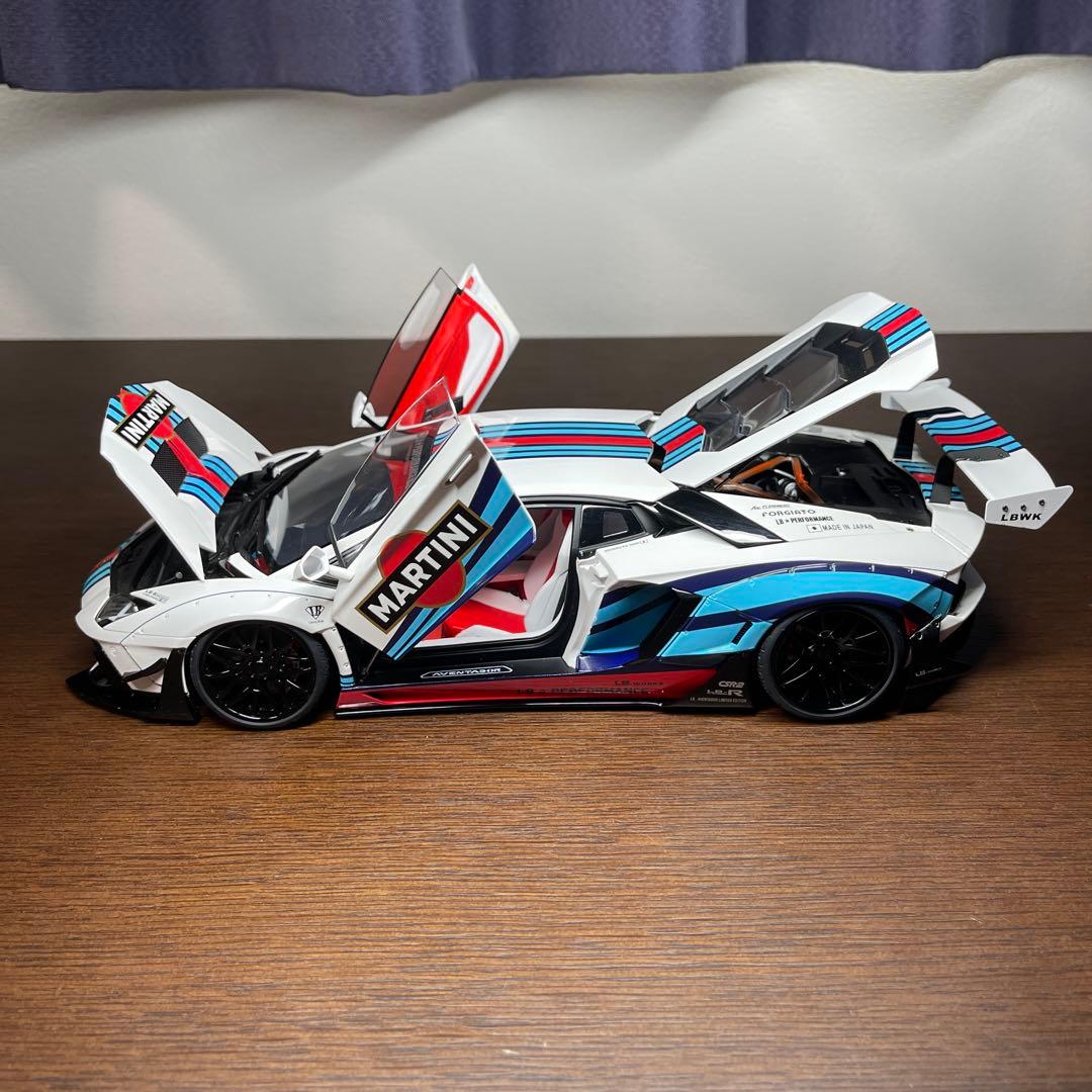 AUTOart LB-WORKS ランボルギーニアヴェンタドール　1/18