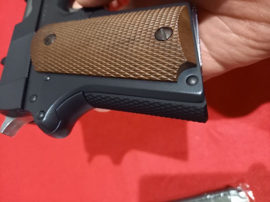 オリジナルペイント　東京マルイ　デトニクス　45