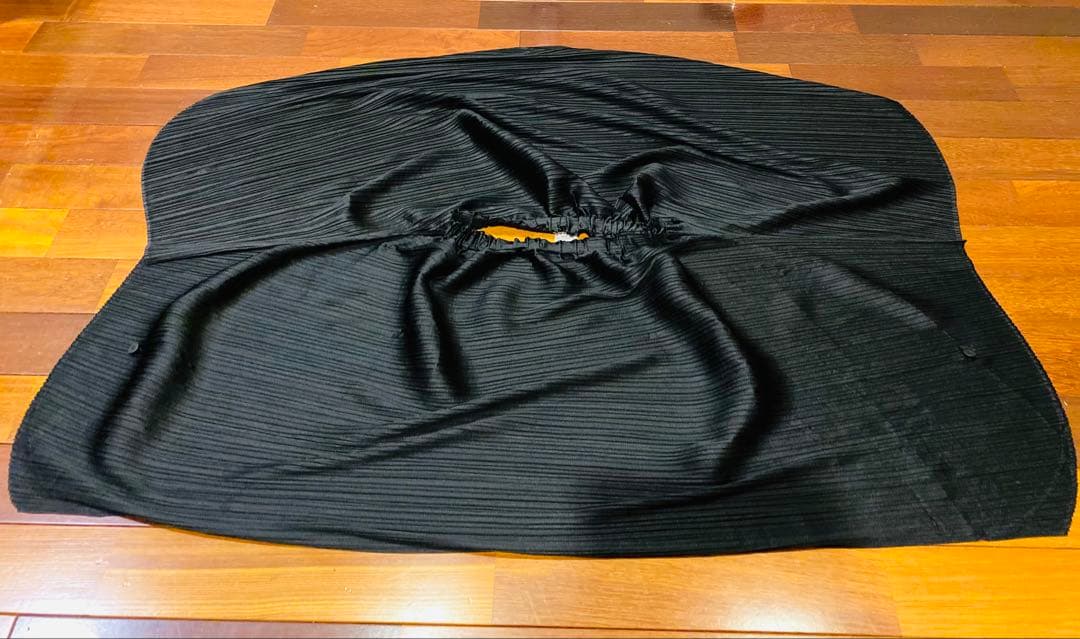 プリーツプリーズ　フレアスカート