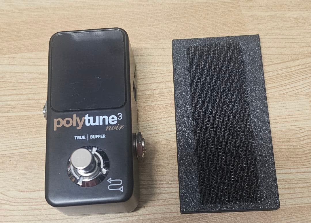 ギター用ペダルチューナー　POLYTUNE 3 NOIR Amazon.com: TC Electronic POLYTUNE 3 NOIR Tiny Polyphonic Tuner