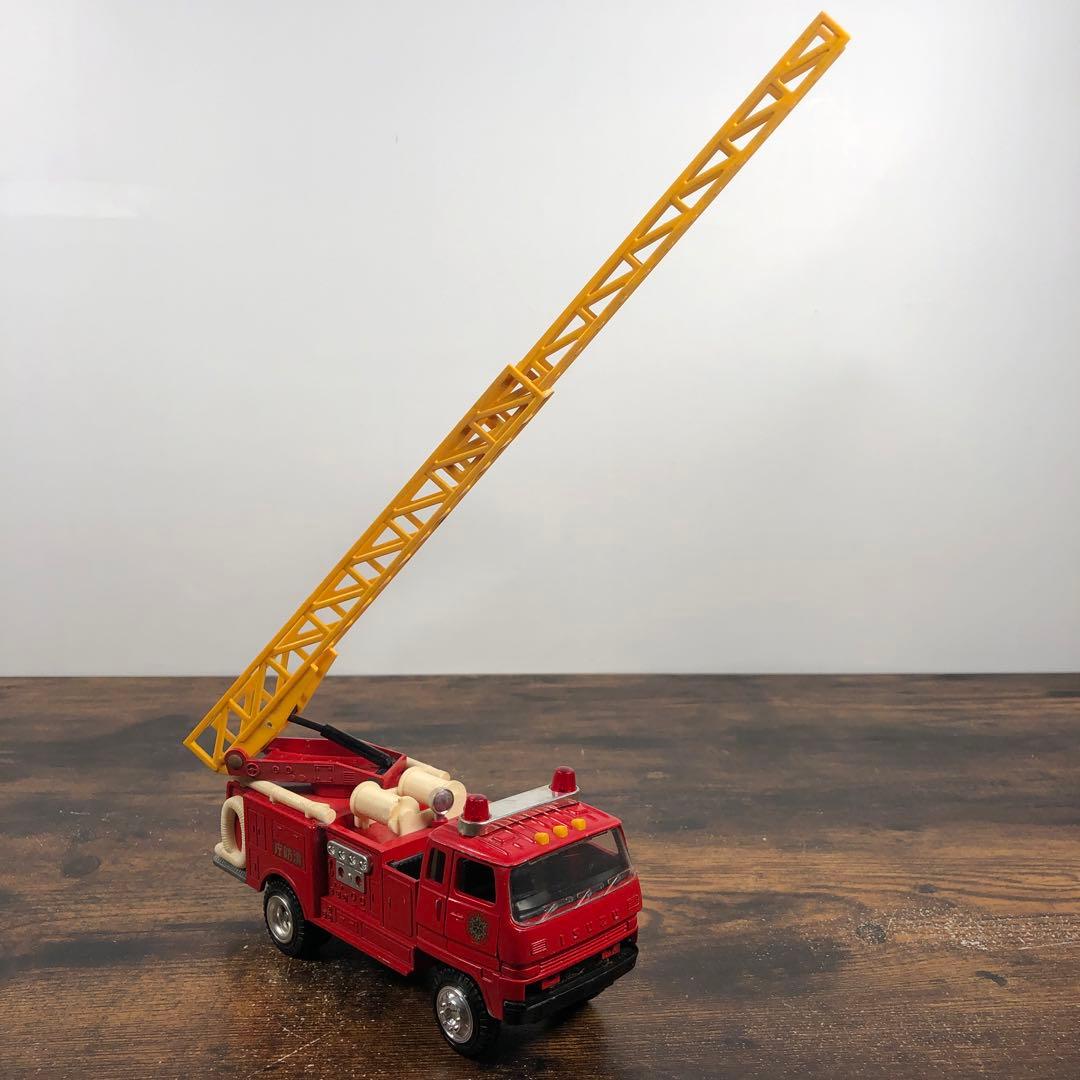 ヨネザワ ダイヤペット いすゞ 梯子消防車 1/40 日本製 希少 レア