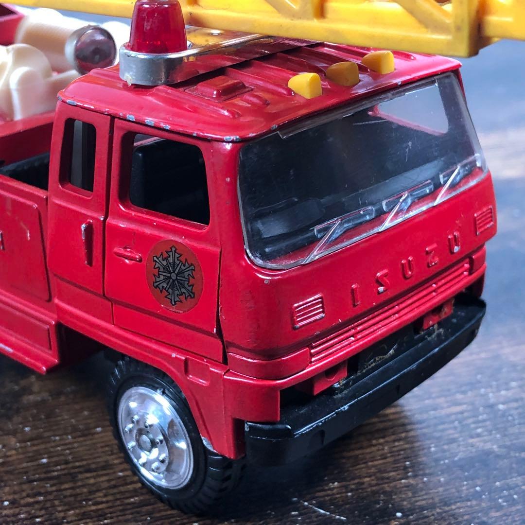 ヨネザワ ダイヤペット いすゞ 梯子消防車 1/40 日本製 希少 レア