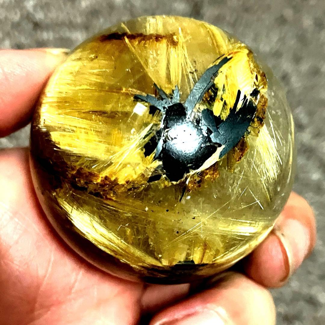 超絶綺麗✨48mm ゴールドタイチンルチルクォーツ 丸玉 スフィア 金針水晶