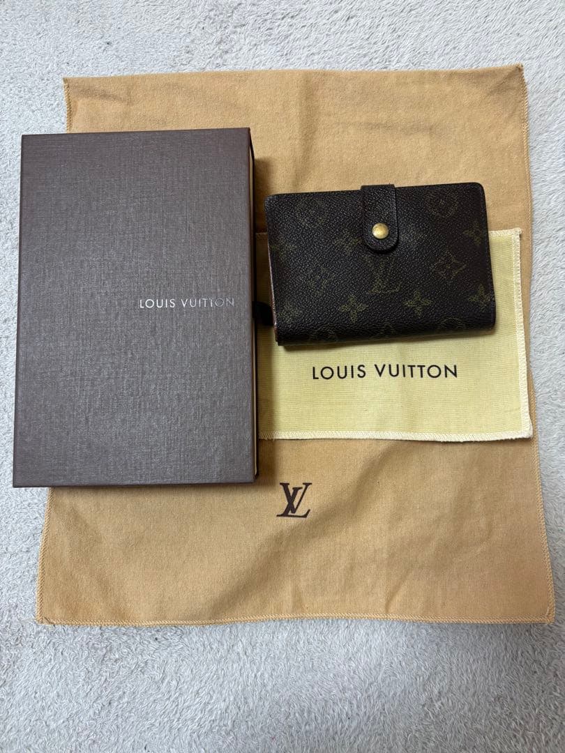 R*E様 LOUIS VUITTON 二つ折り財布 モノグラム　ポルトモネビエヴ
