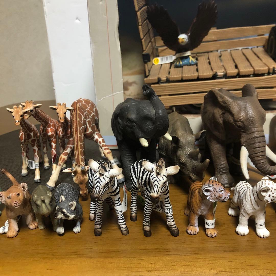 シュライヒ(Schleich) フィギュア 33体+トラック1台セット その他3