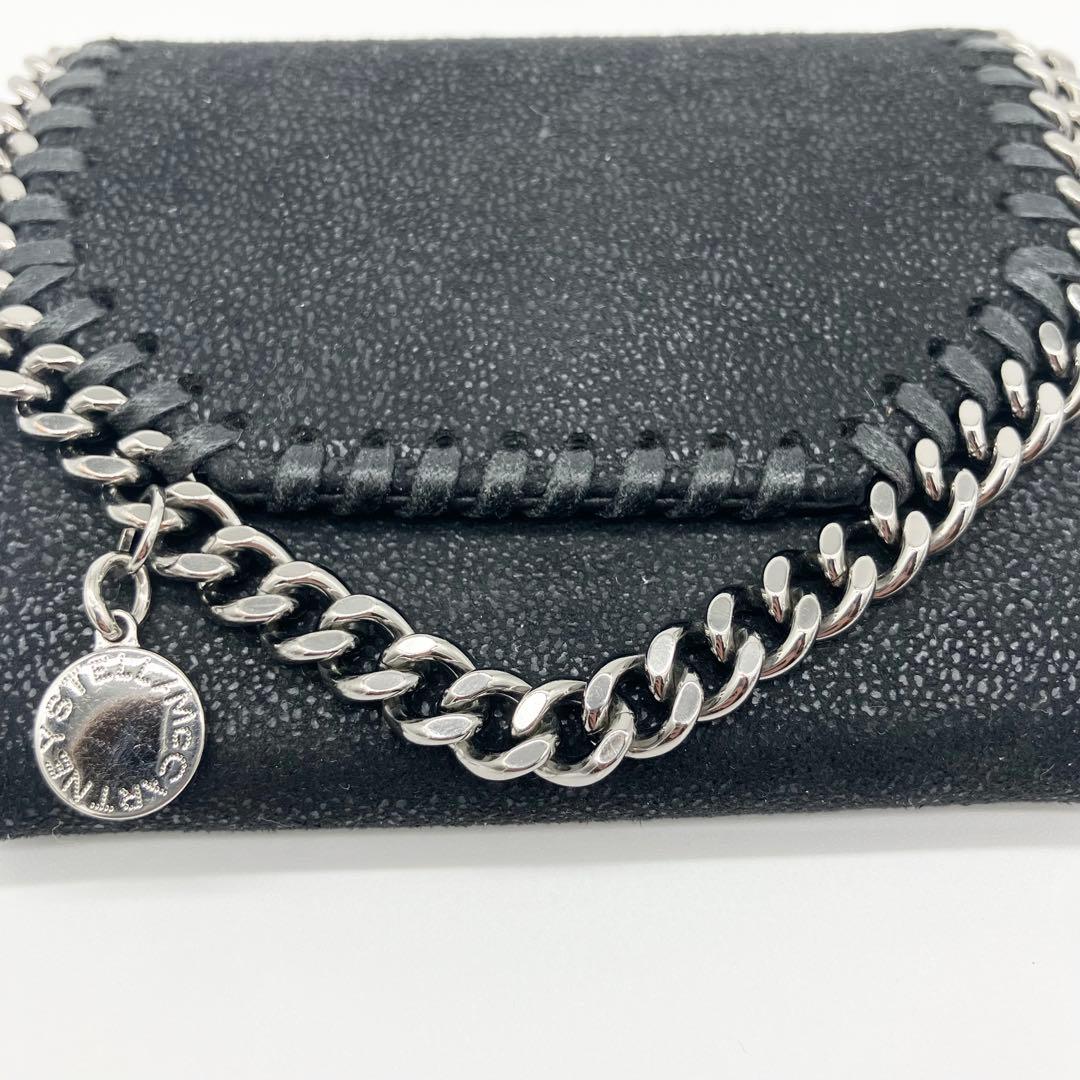 ステラマッカートニー　ファラベラ ロゴチャーム　二つ折り財布　ブラック