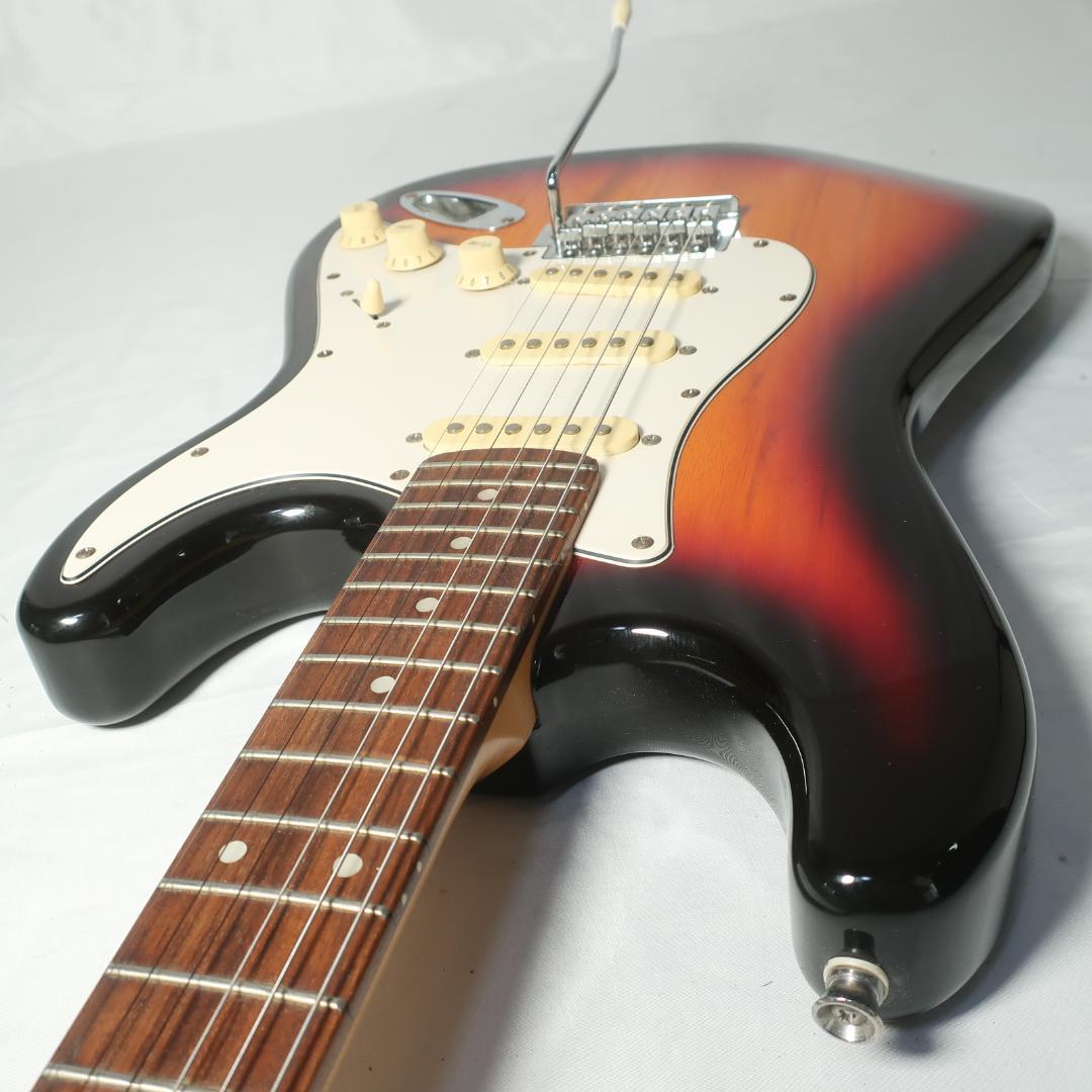 美品 SELDER エレキギター ケース付 ストラトタイプ 3トーンブラウン