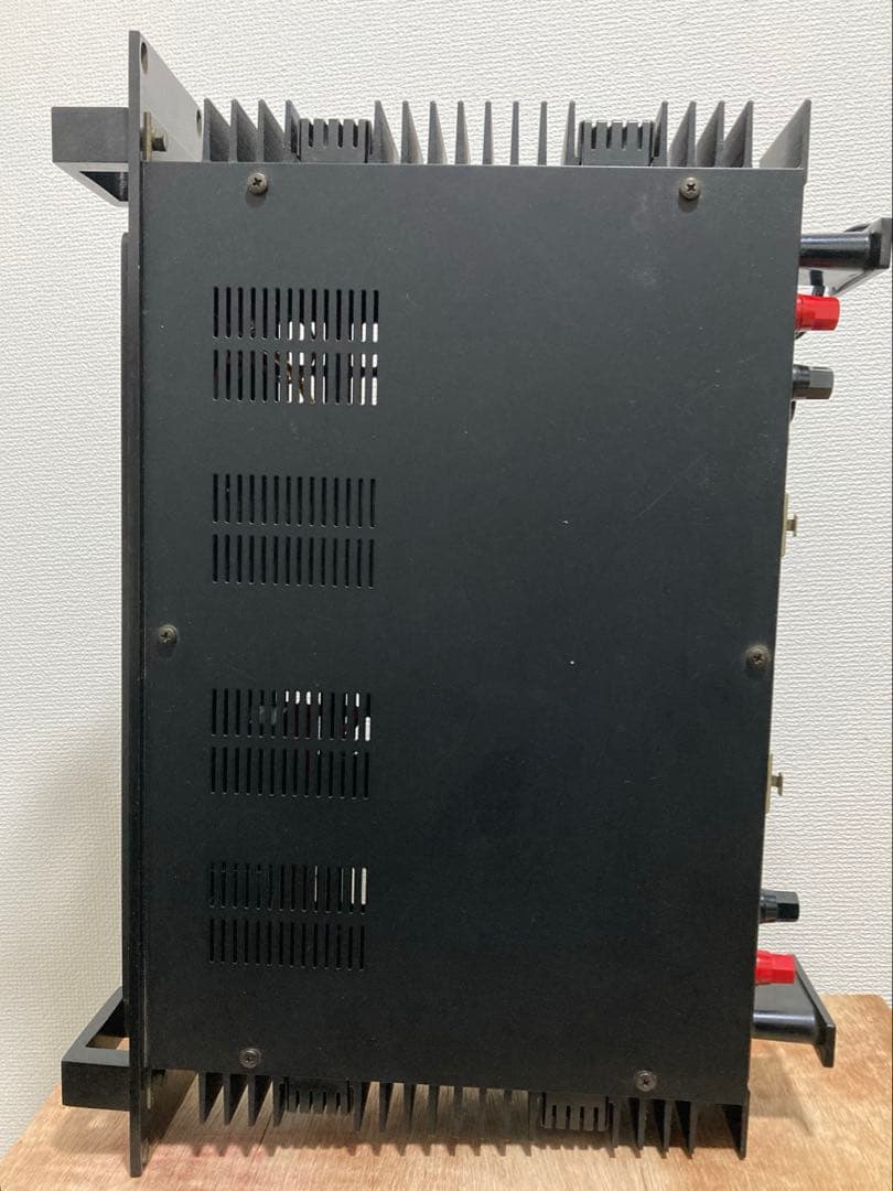 YAMAHA P2050 パワーアンプ　動作品