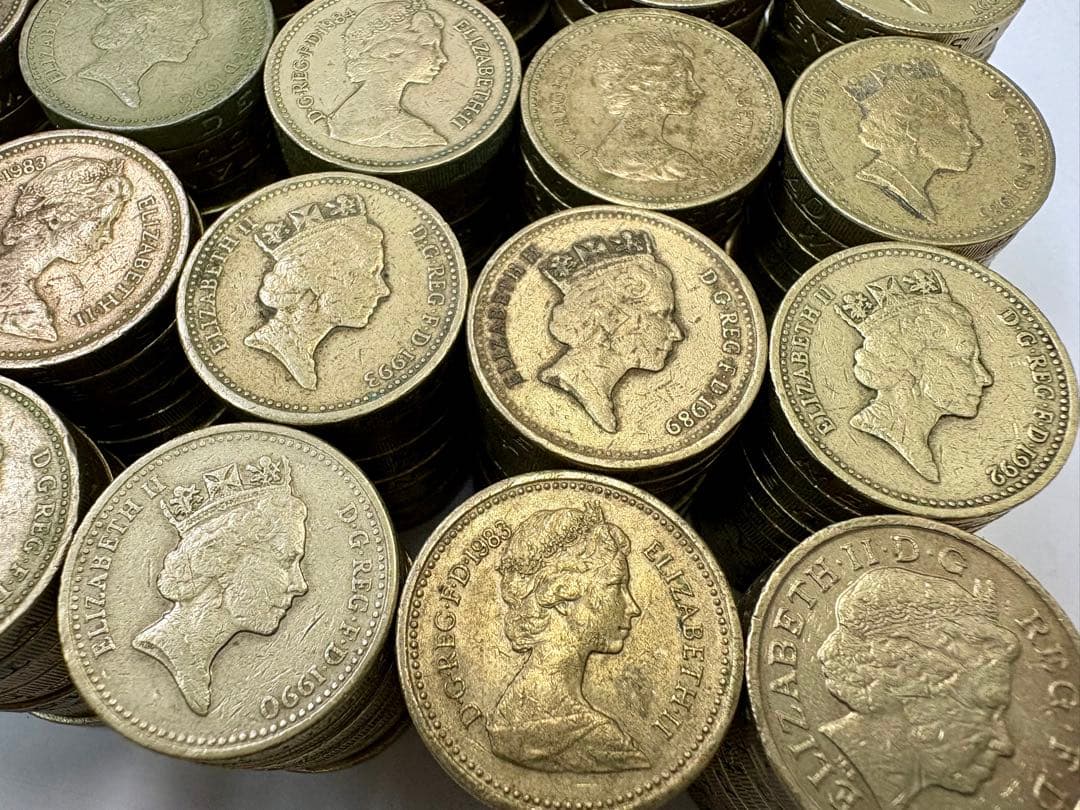 旧硬貨＊イギリスポンド＊200ポンド分 - メルカリ