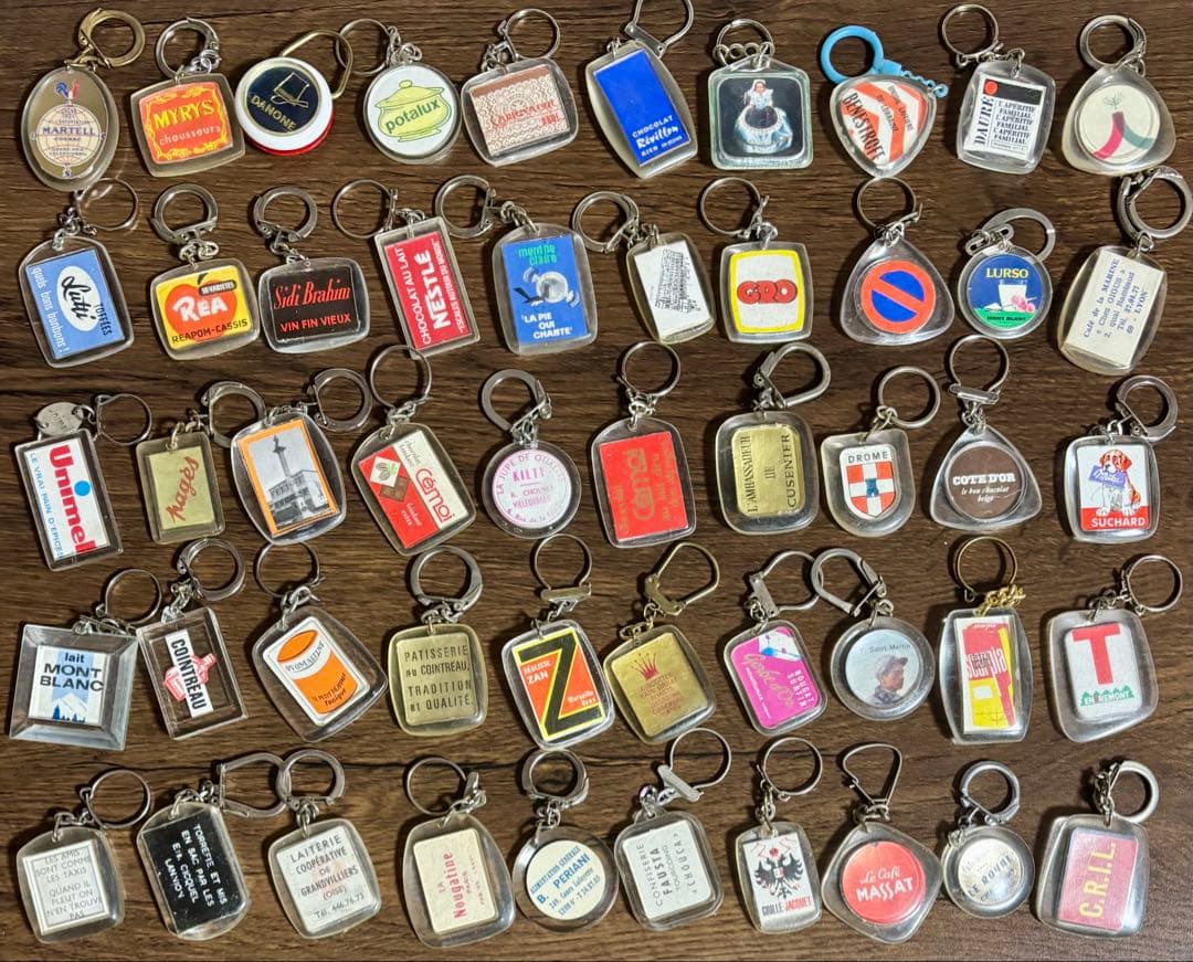 お正月市!883【50個!】ヴィンテージ フランス フレンチ キーホルダー