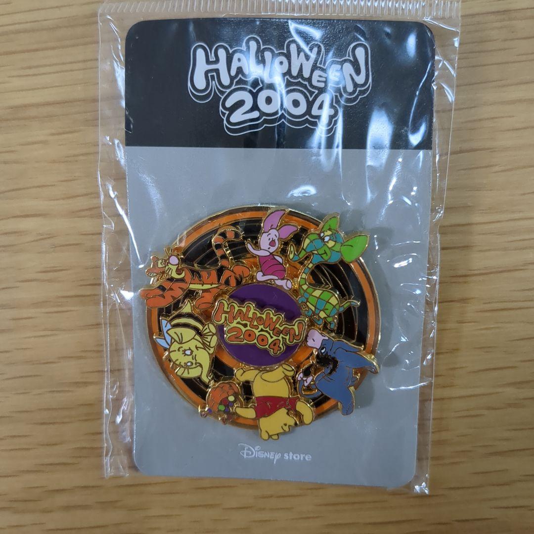 ディズニー プーさん ピンバッジ 2004 ハロウィン