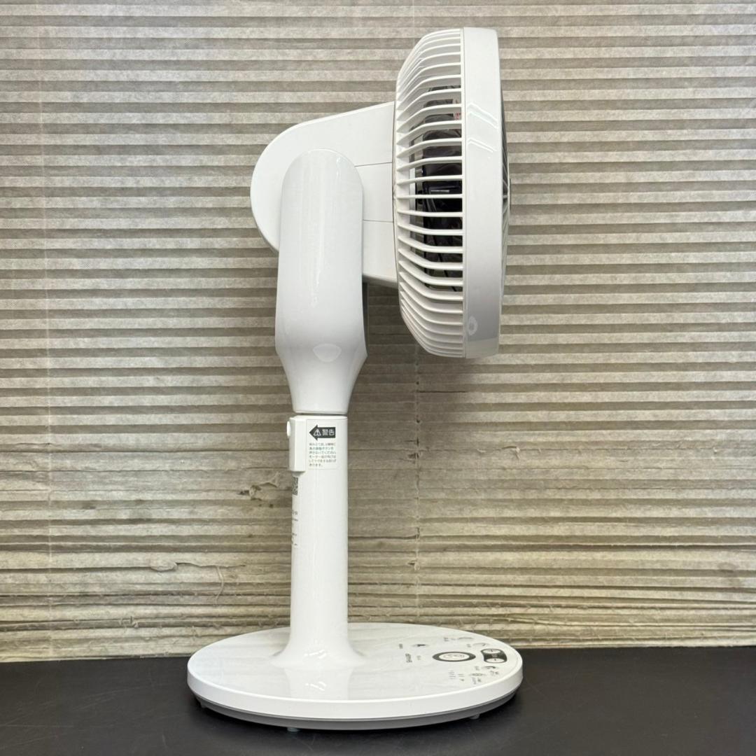 ☆シャープ　DCモーター　扇風機　プラズマクラスター　PJ-P2DS　2022年