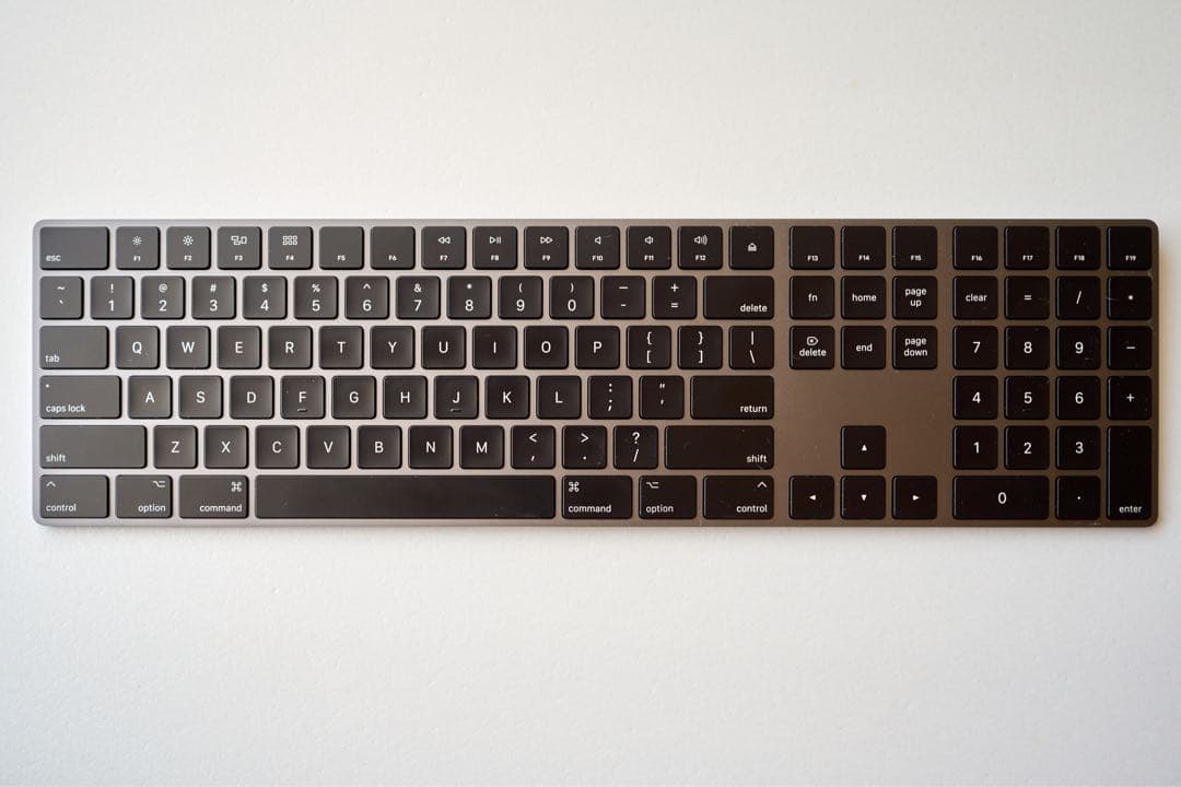 Apple Magic Keyboard 黒 テンキー アップル純正US配列