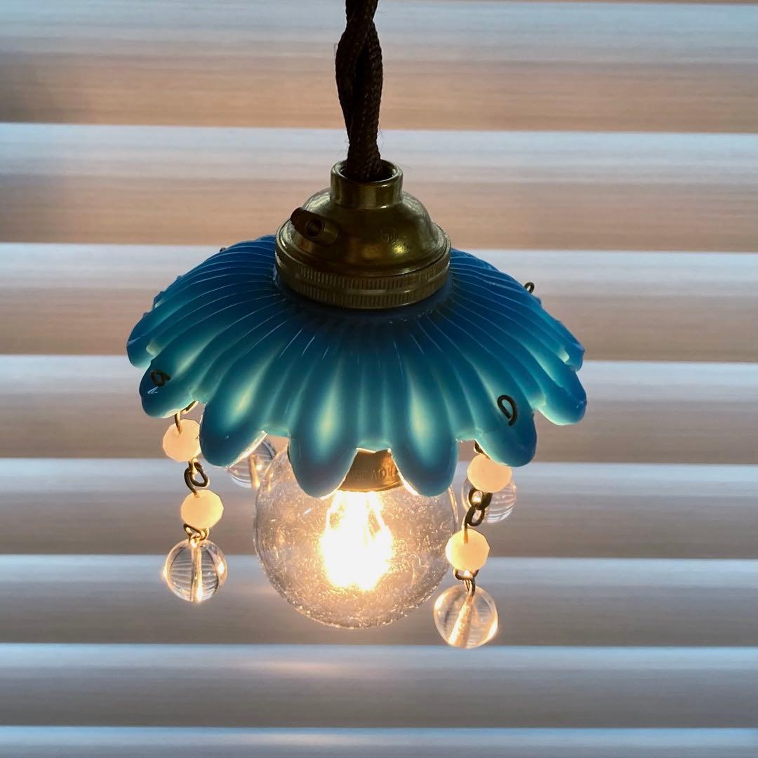 ミニシャンデリア19世紀フランスオパールセントアンティーク超ミニ