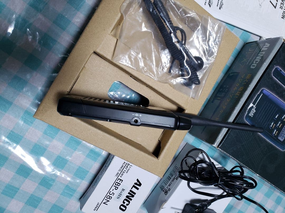 Alinco DJ-X7 薄型 広帯域受信機 エアーバンドSP変更済 レシーバー