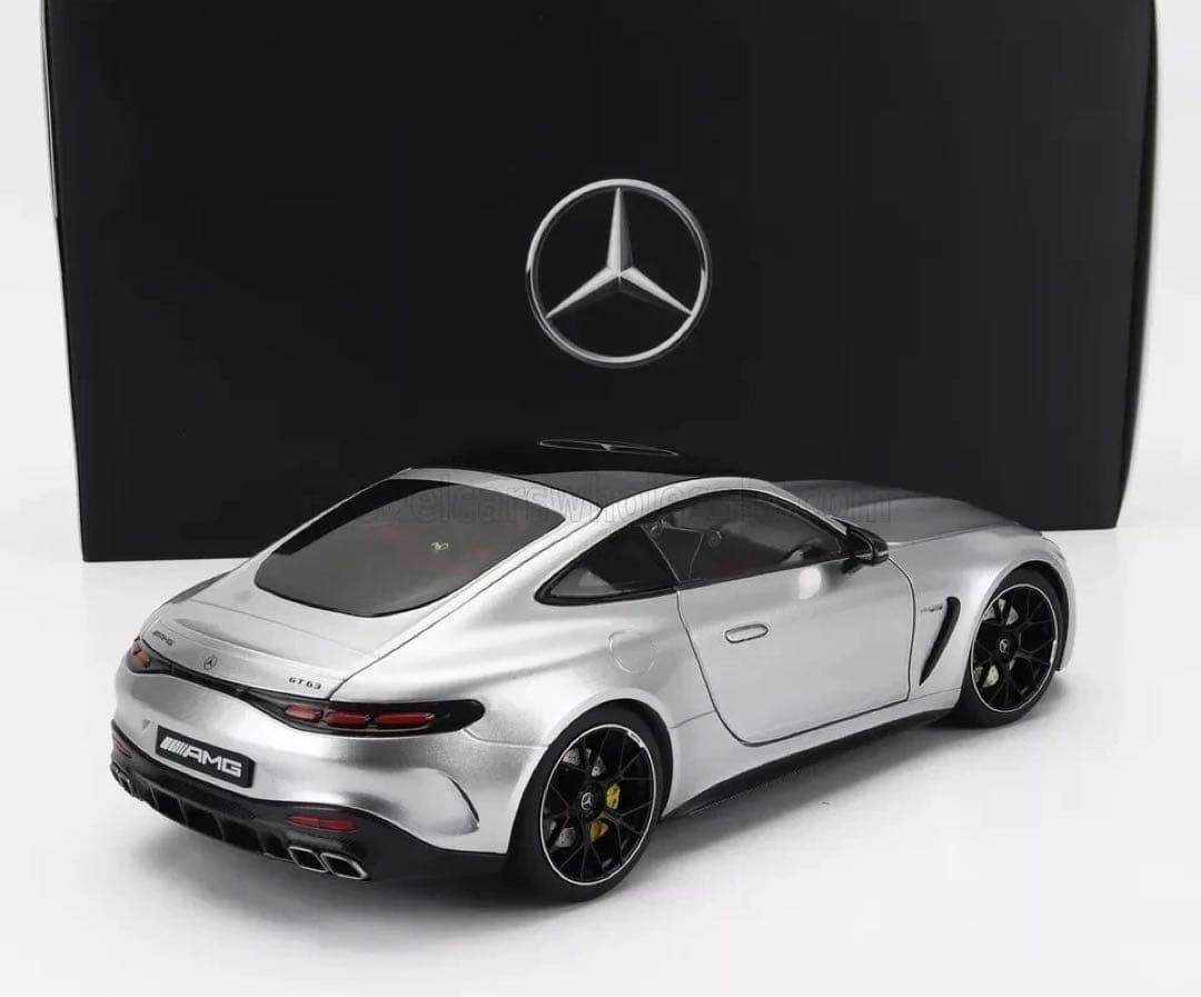 メルセデスAMG GT63 4MATICクーペ ハイテックシルバー 1/18 Mercedes