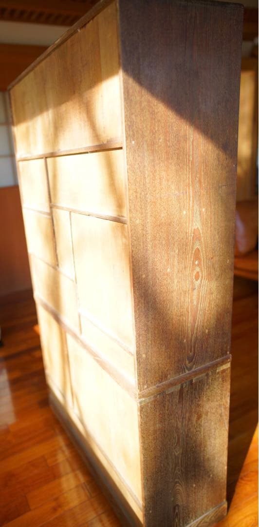 ☆101様専用☆タモ材の玉杢目が美しい茶箪笥 - メルカリ