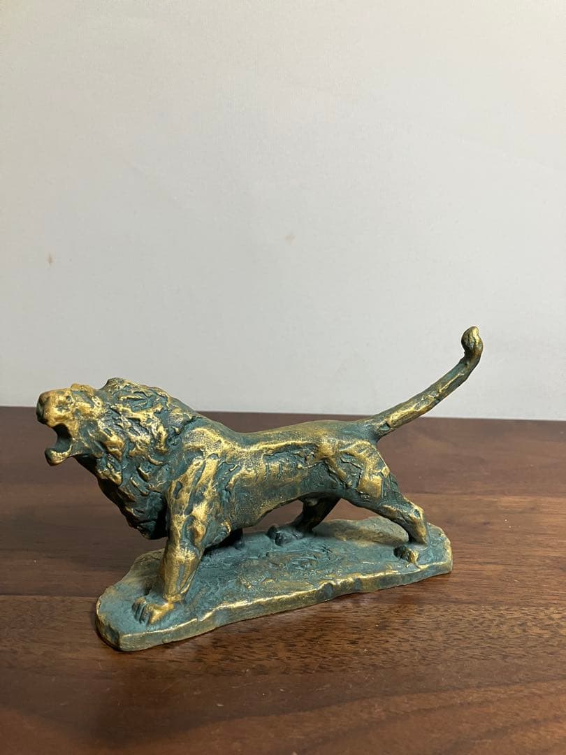 北村西望作　ブロンズ製　獅子