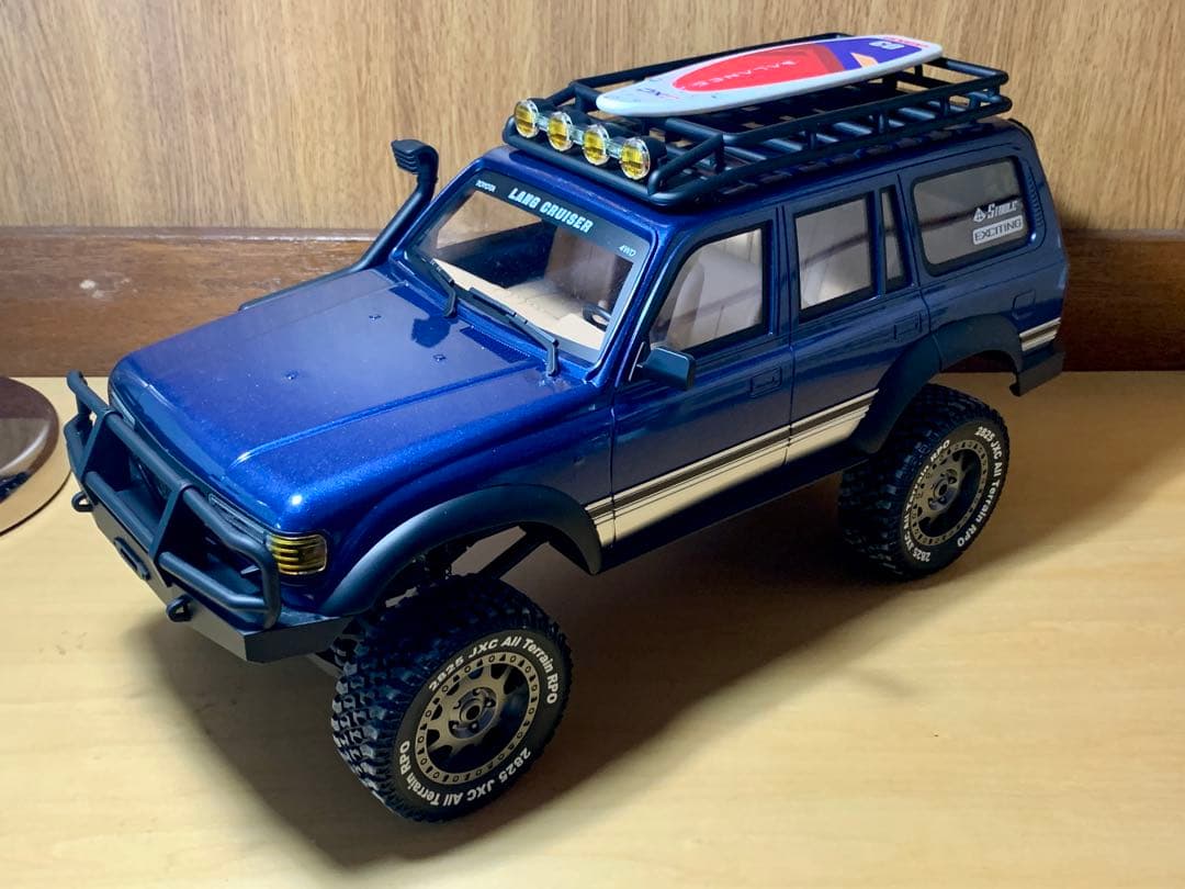 くらくら【新製品】トヨタ LC80 ラジコンカー 1/12スケール