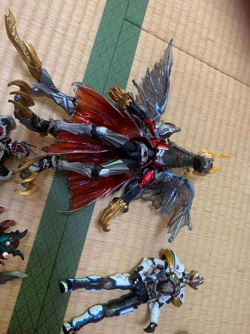 SIC仮面ライダー アベンジャーズフィギュアーツ リボルテックヴェノム等