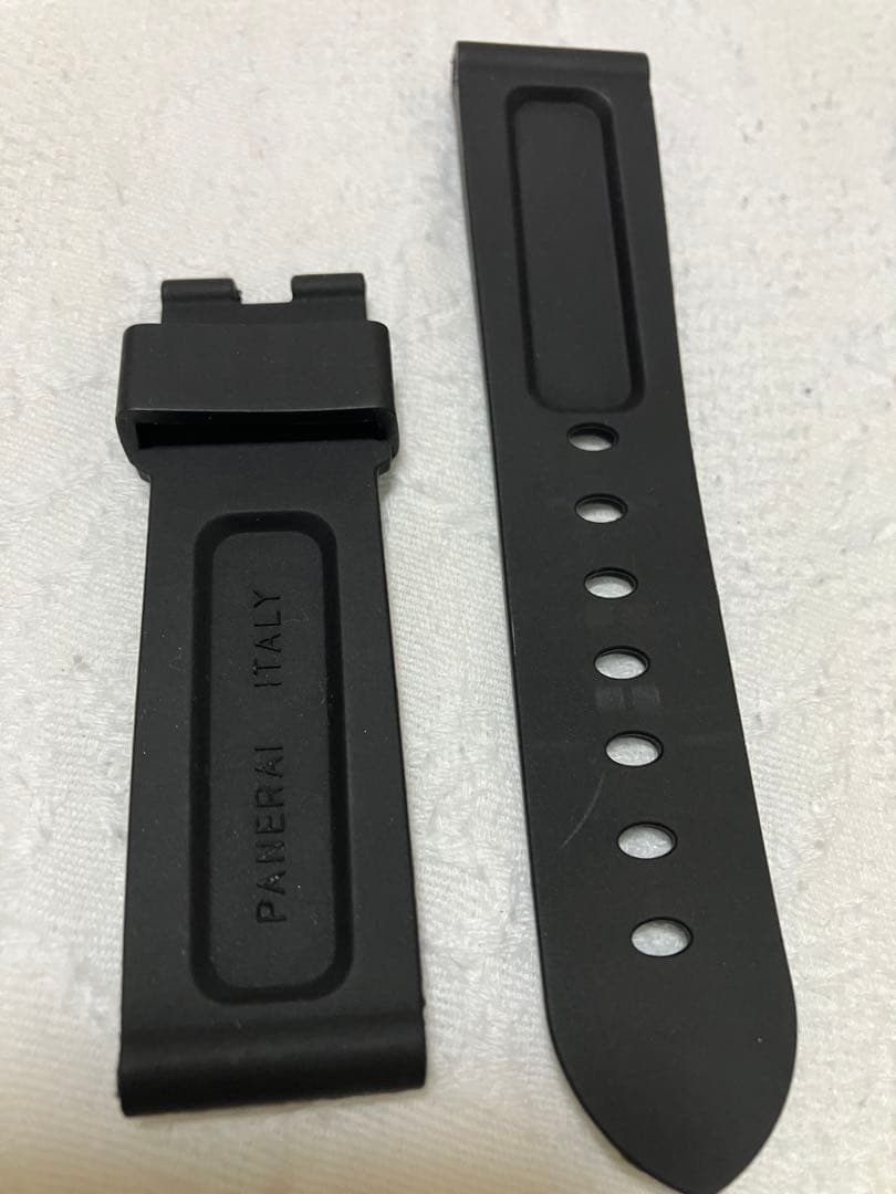 パネライOFFICINE PANERAI純正ラバーベルト 22mm未使用ブラック