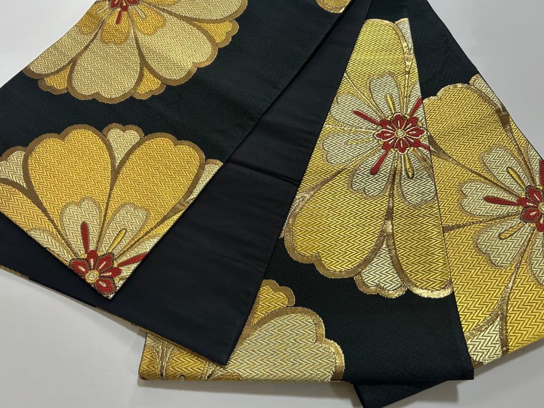 最終値下げ 】 豪華振袖4点セット！！ 花柄 着物スキ倶楽部 192