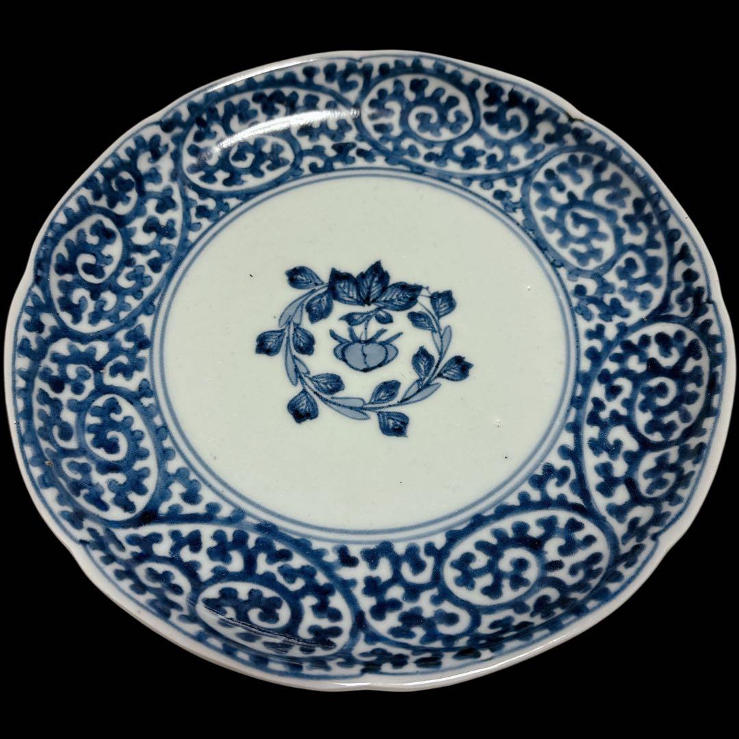 骨董品 アンティーク 蛸唐草 古伊万里 皿 丸皿 染付け 藍色 伊万里 渦