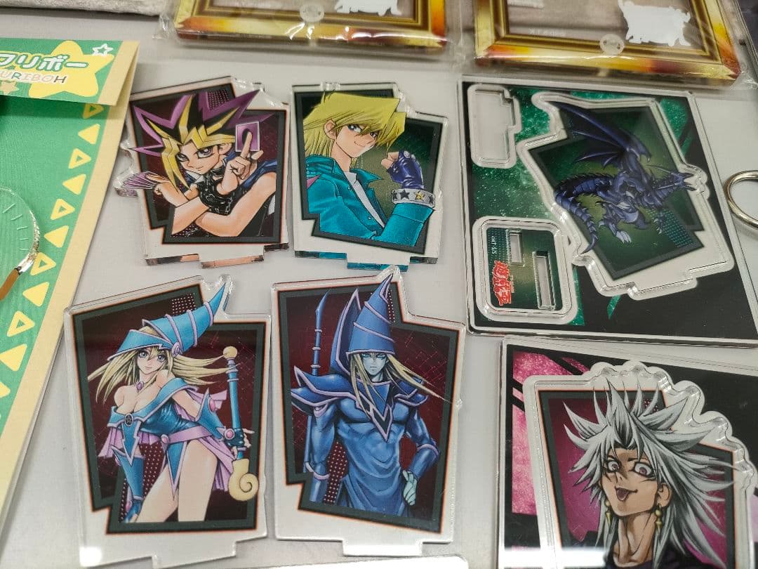 遊戯王 アクスタ　キーホルダー　缶バッジ　まとめ売り