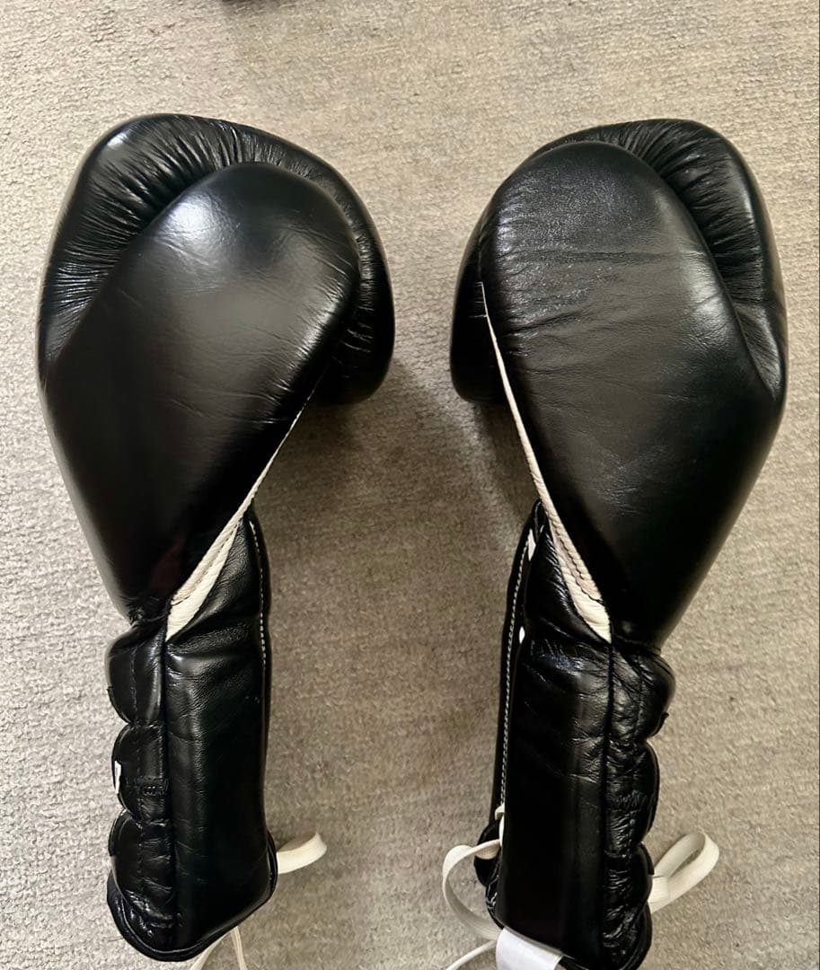 CLETO REYES ボクシンググローブ ブラック 16oz