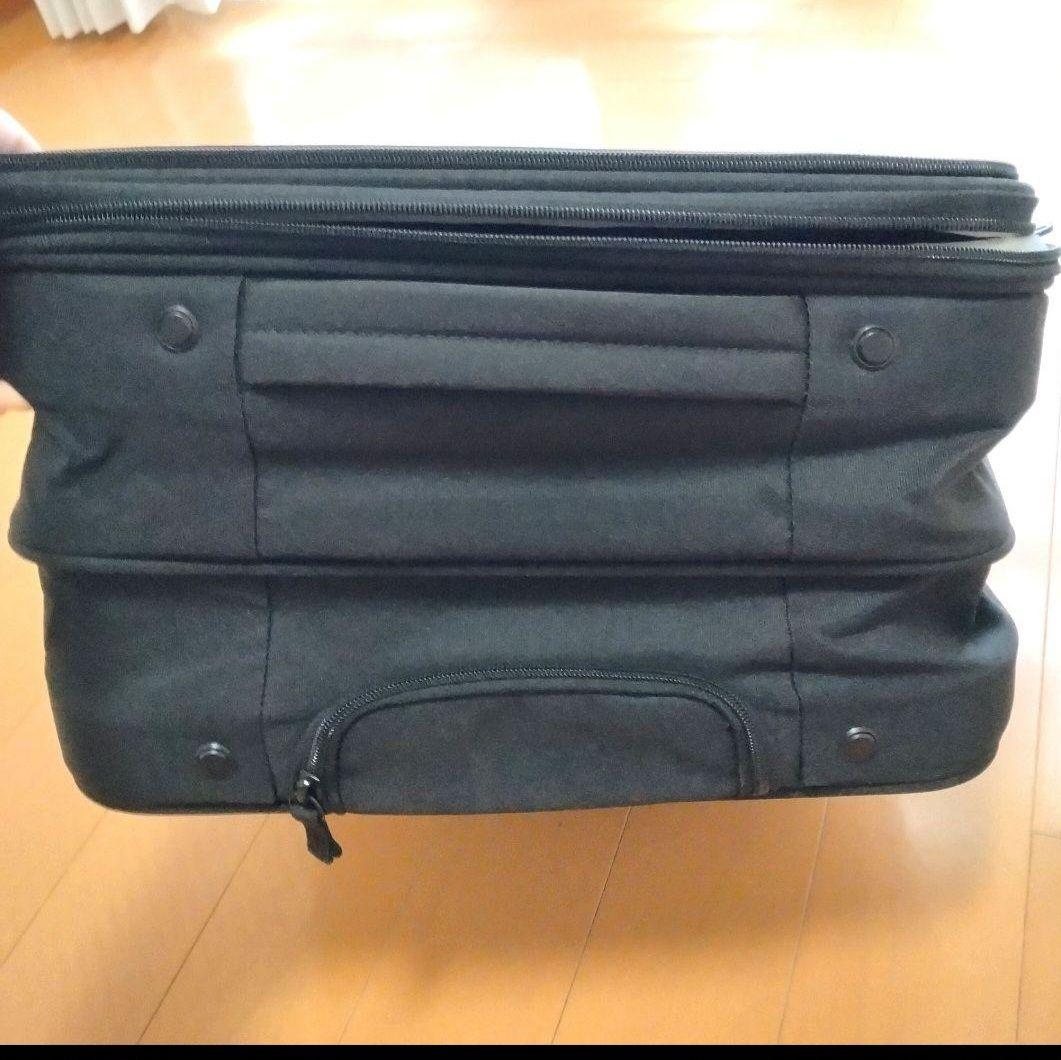 タグ説明書カギ付き】半分の厚みで収納できるソフトキャリーケースS 36L